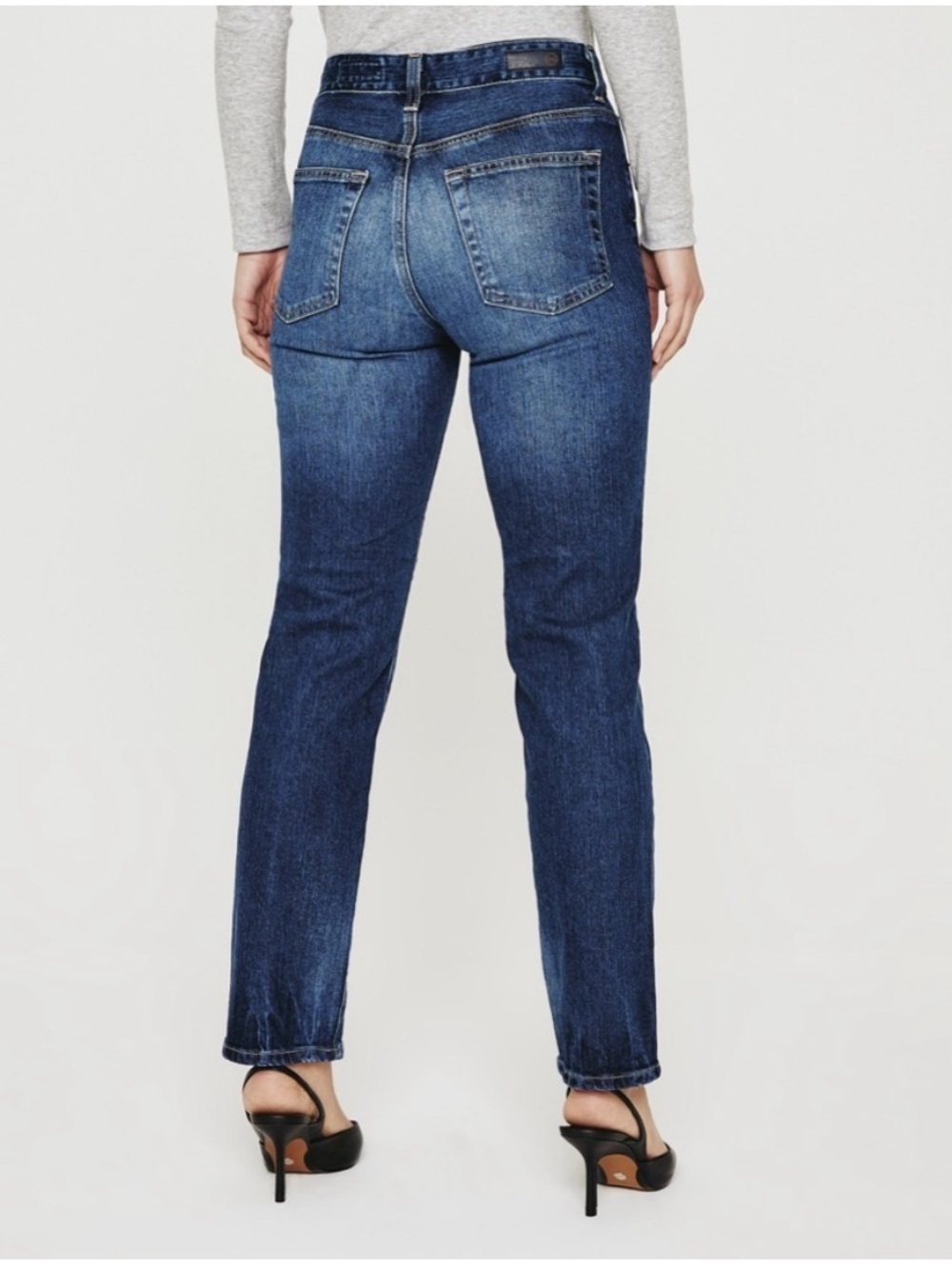 BOGO! AG Saige High Rise Straight Leg Jeans in Gondola Dark Wash size 31 - Picture 2 of 10